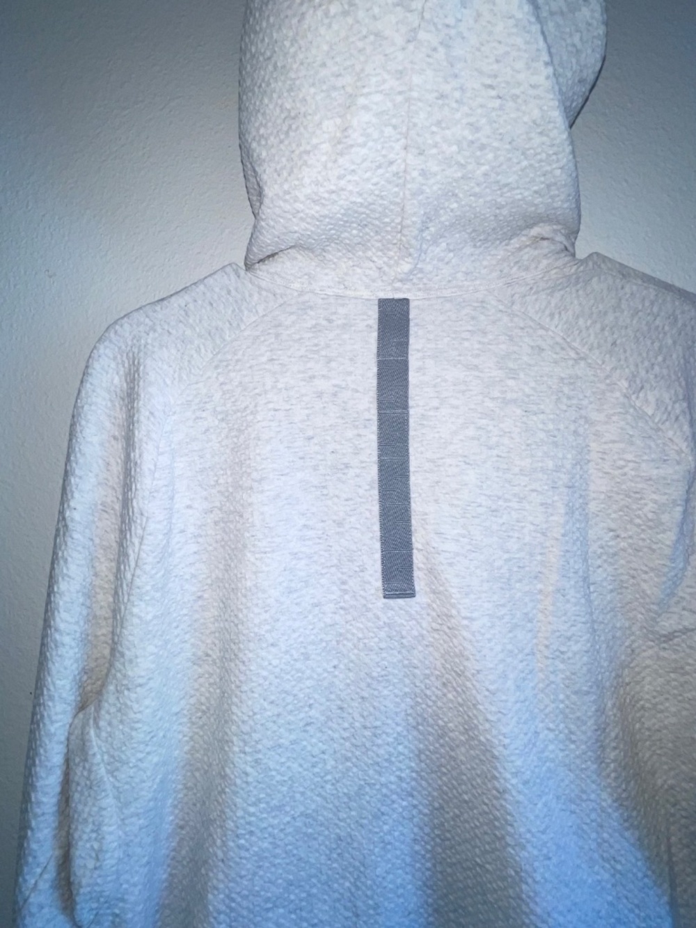 Lululemon At Ease Hoodie – White, M | Excellent Condition - Picture 5 of 5